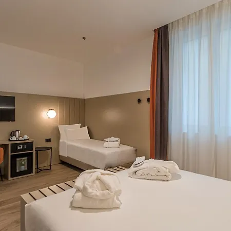 ホテル Bb Smarthotel Duomo 4*