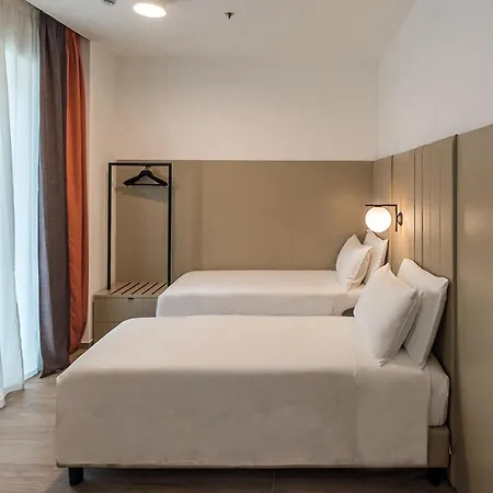 ホテル Bb Smarthotel Duomo ミラノ