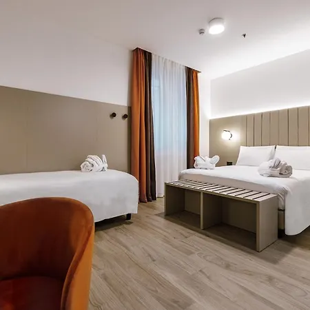 ホテル Bb Smarthotel Duomo 4*