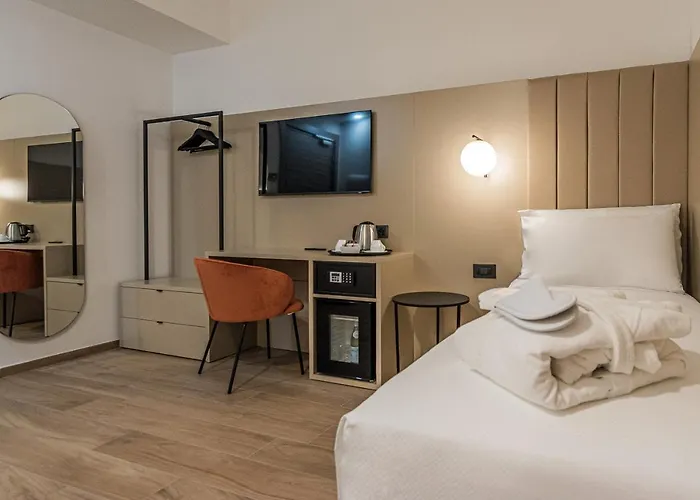 Bb Smarthotel Duomo Hotel 4*